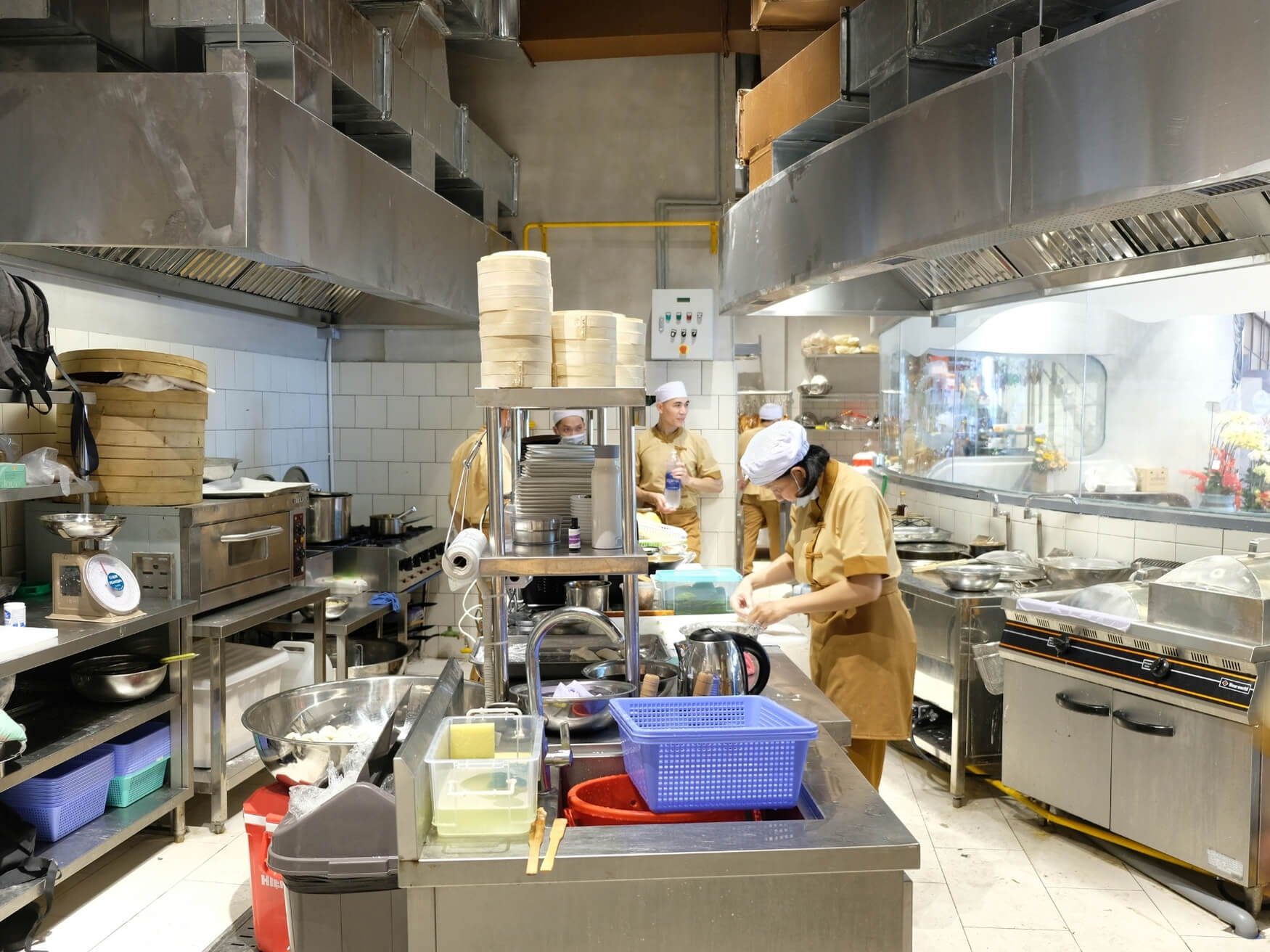 Kinh nghiệm vệ sinh nhà bếp chuyên nghiệp tiết kiệm thời gian